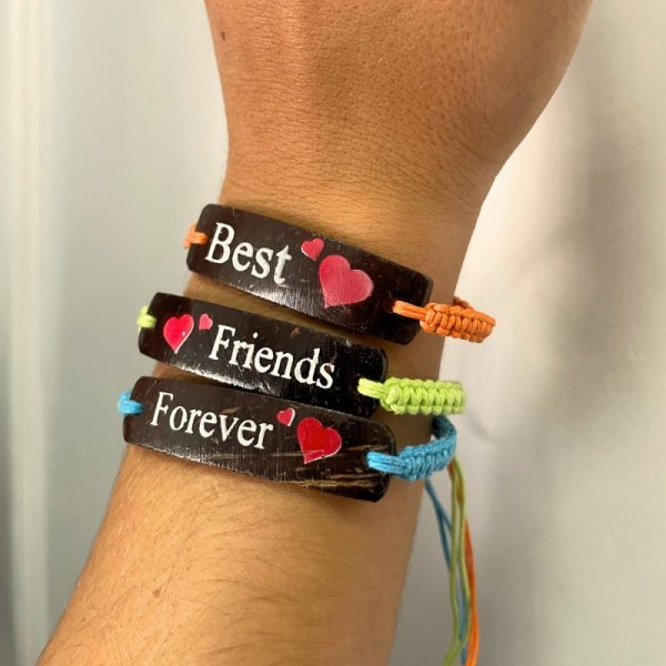 (image for) Handmade Friendship Bracelets - Friends Coconut Print (asst)