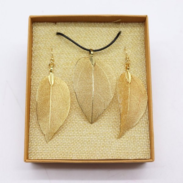 (image for) Necklace & Earring Set - Bravery Leaf - Gold