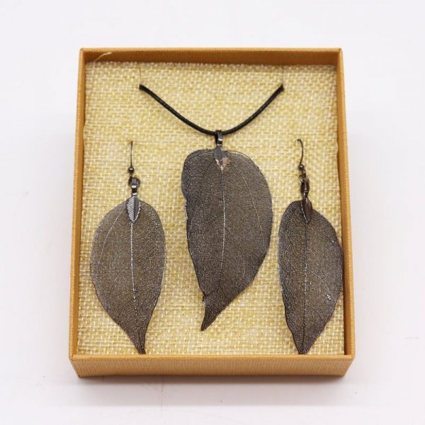 (image for) Necklace & Earring Set - Bravery Leaf - Pewter