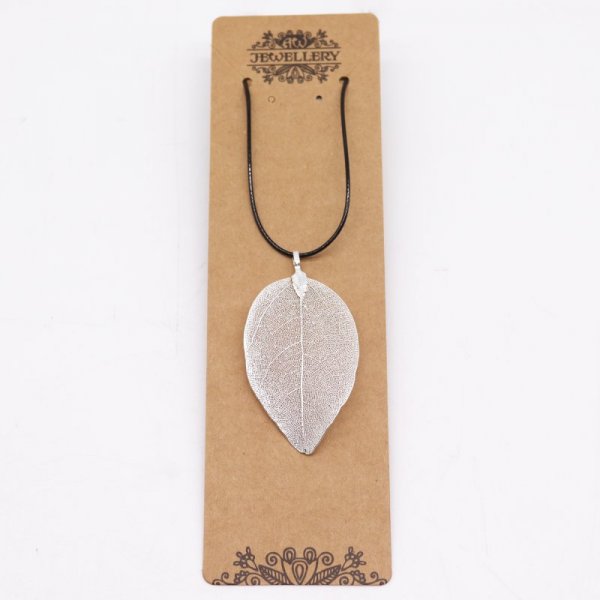 (image for) Necklace - Bravery Leaf - Silver