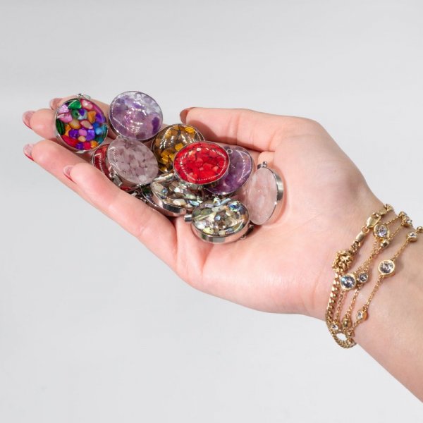(image for) Steel Cased Pendant Round - 12 Assorted Gemstone Chips & Shells